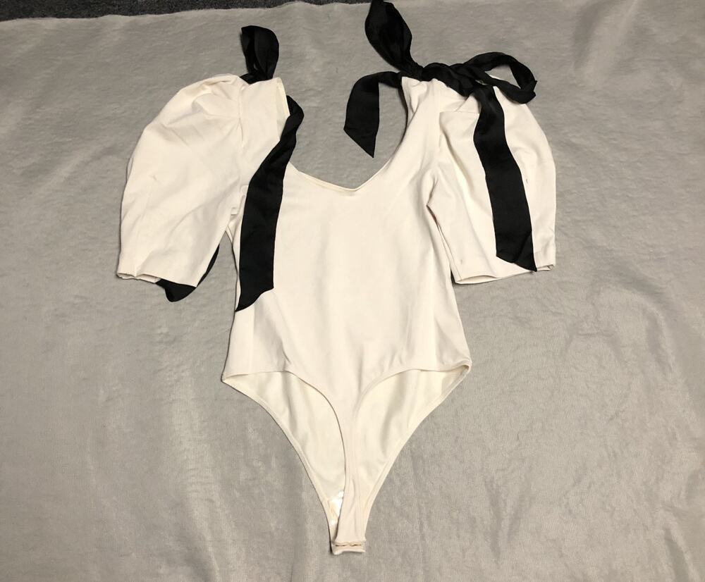 New Free People Bodysuit Medium White Black What A Girl Wants Bow Puff Sleeve